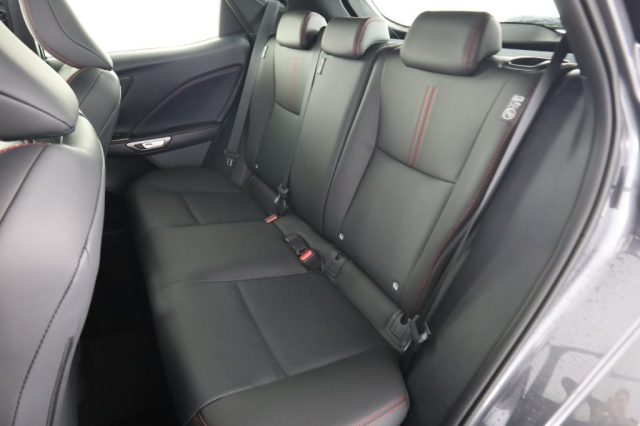 Lexus LBX LBX Hybrid Elegant - foto 3 di 4
