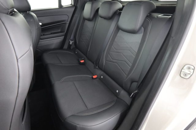 Jeep Avenger Avenger 1.2 Turbo 100 CV Summit - foto 3 di 4