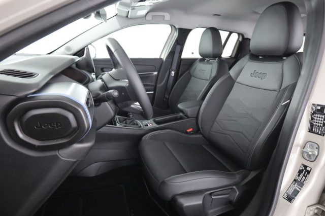 Jeep Avenger Avenger 1.2 Turbo 100 CV Summit - foto 2 di 4