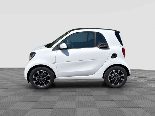 smart forTwo fortwo 70 1.0 Aut/twinamic Prime - foto 2 di 4