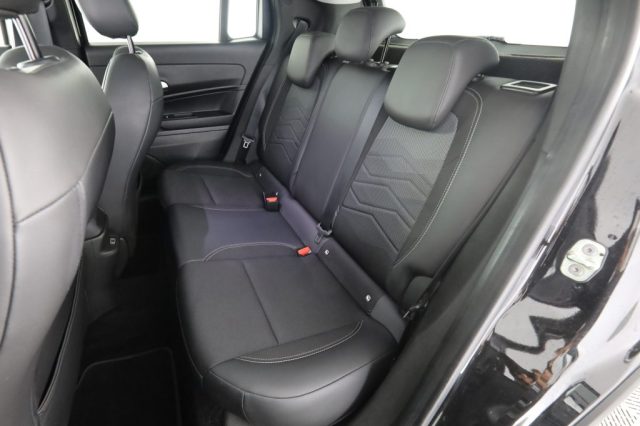 Jeep Avenger Avenger 1.2 Turbo MHEV Summit - foto 3 di 4