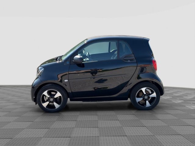 smart forTwo fortwo EQ passion - foto 2 di 4