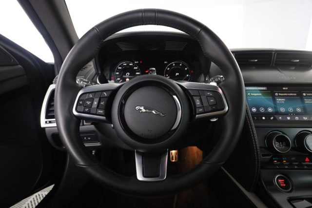 Jaguar F-Type F-Type 2.0 aut. Convertibile R-Dynamic - foto 3 di 4