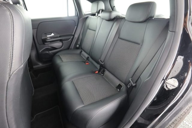 Mercedes-Benz CLA sse GLA GLA 180 d Automatic Business - foto 3 di 4