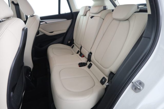 BMW X1 X1 sDrive16d BUSINESS ADVANTAGE - foto 3 di 4