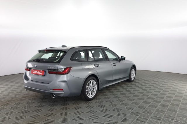 BMW 320 Serie 3 (G20/G21) d 48V xDrive Touring - foto 4 di 4