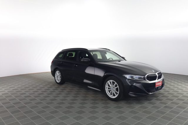 BMW 318 Serie 3 (G20/G21) d 48V Touring - foto 2 di 4