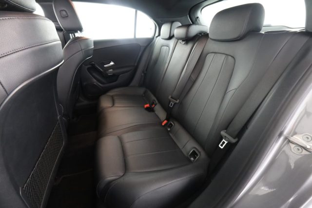 Mercedes-Benz A 180 A 180 d Automatic Business Extra - foto 3 di 4