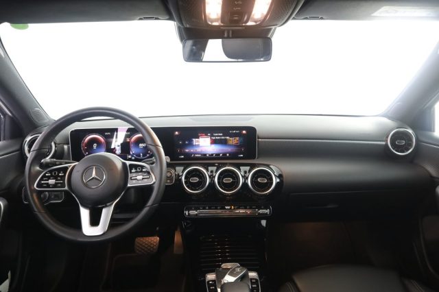 Mercedes-Benz A 180 A 180 d Automatic Sport - foto 4 di 4