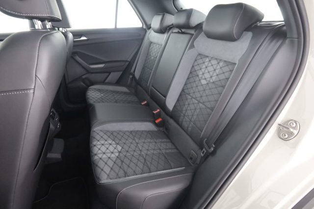 Volkswagen T-Roc T-Roc 1.0 TSI R-Line - foto 4 di 4