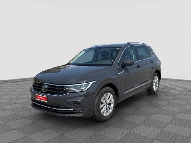 Volkswagen Tiguan Tiguan 2.0 TDI 150 CV SCR DSG Life usato a ROMA