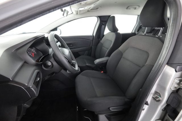 Dacia Jogger Jogger 1.0 TCe GPL 100 CV 5 posti Essential - foto 2 di 4