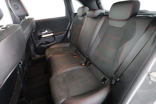 Mercedes-Benz CLA sse B B 180 d Automatic Premium - foto 3 di 4