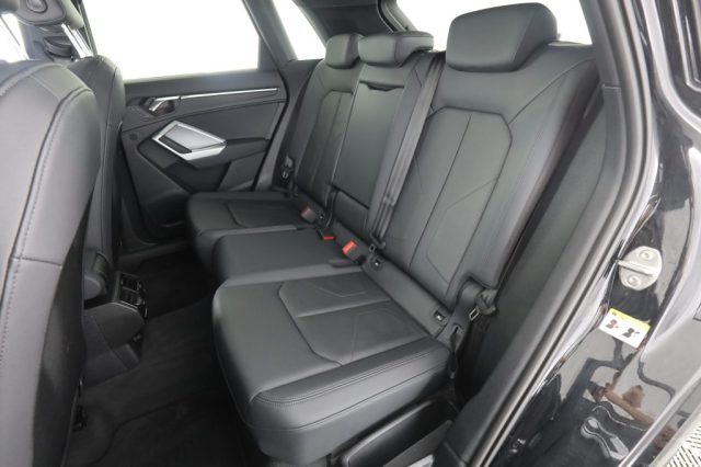Audi Q3 Q3 40 TDI quattro S tronic Identity Black - foto 3 di 4