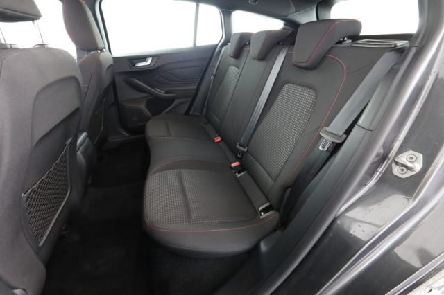 Ford Focus Focus 1.0 EcoBoost Hybrid 125CV Powershift SW ST-L - foto 3 di 4