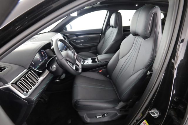 BYD Seal U DM-i DM-i 1.5 218 CV PHEV Comfort - foto 2 di 4