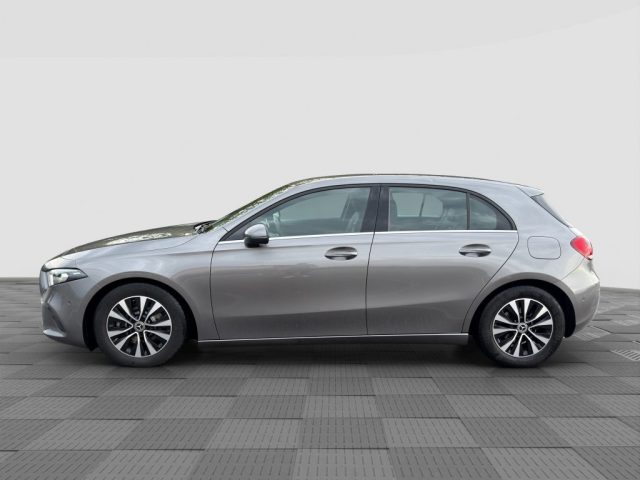 Mercedes-Benz A 180 A 180 d Automatic Business Extra - foto 2 di 4