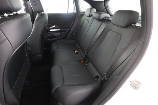 Mercedes-Benz CLA sse GLA GLA 180 Automatic Progressive Advanced - foto 3 di 4