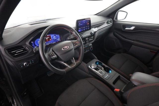 Ford Kuga Kuga 2.5 Plug In Hybrid 225 CV CVT 2WD ST-Line, del 2023, 73.113 km, in vendita a Roma (RM)