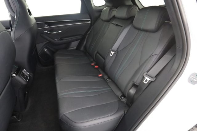 BYD Seal U DM-i DM-i 1.5 218 CV PHEV Comfort - foto 3 di 4