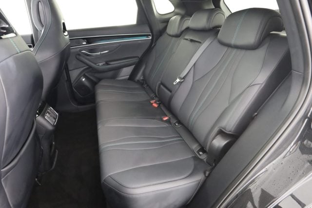 BYD Seal U DM-i DM-i 1.5 218 CV PHEV Comfort - foto 3 di 4