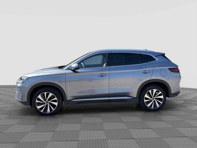 BYD Seal U DM-i DM-i 1.5 218 CV PHEV Boost - foto 2 di 4