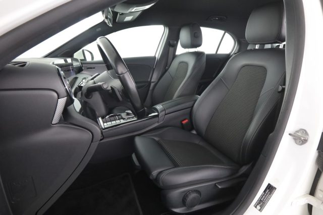 Mercedes-Benz A 180 A 180 d Automatic Sport - foto 2 di 4