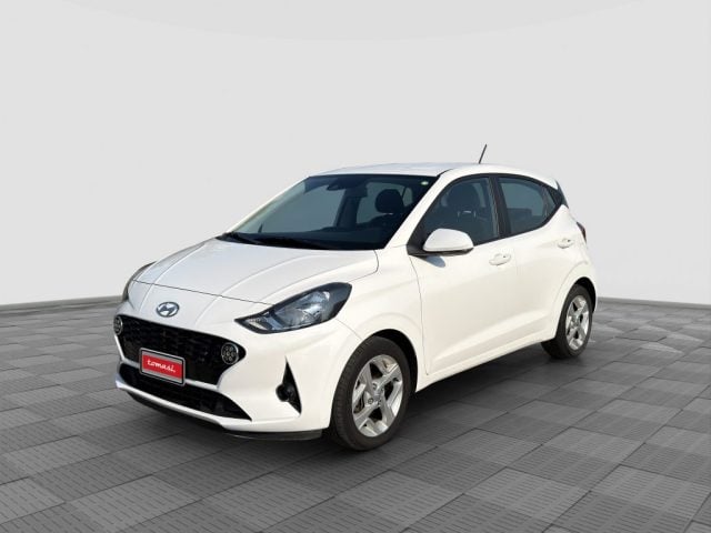 Hyundai i10 i10 1.0 MPI Tech, del 2022, 59.372 km, in vendita a Roma (RM)