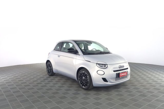 Fiat 500 500 Berlina Hybrid La Prima - foto 2 di 4
