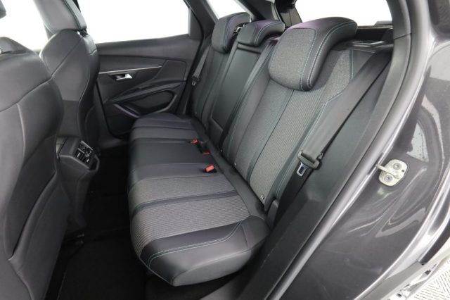 Peugeot 3008 3008 PureTech Turbo 130 S&S EAT8 Allure - foto 3 di 4