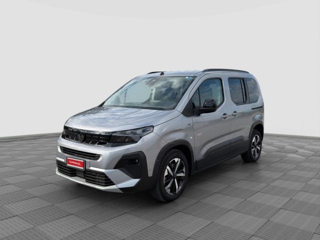 Peugeot Rifter Rifter BlueHDi 130 S&S EAT8 GT Standard, del 2024, 26.151 km, in vendita a Roma (RM)