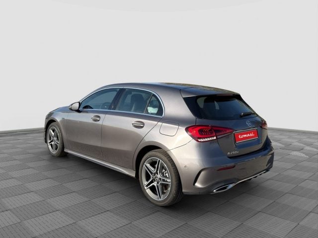 Mercedes-Benz A 250 A 250 e EQ-POWER Automatic PREMIUM - foto 3 di 4