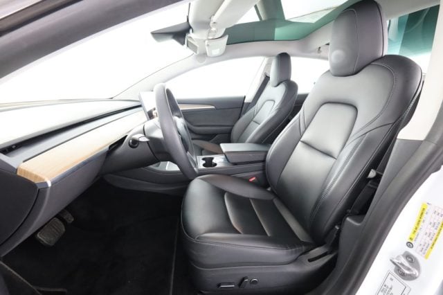 Tesla Model 3 Model 3 RWD - foto 2 di 4