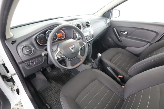 Dacia Logan Sandero Streetway/Logan MCV 1.0 SCe 75 CV S&S Acce, del 2020, 66.275 km, in vendita a Roma (RM)