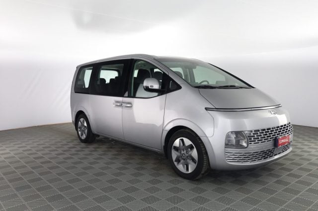 Hyundai STARIA Staria 2.2 AT 2WD 9 posti Wagon - foto 2 di 4