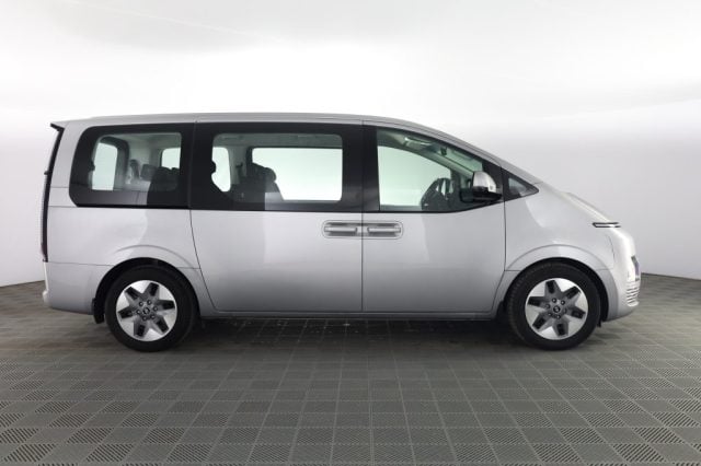 Hyundai STARIA Staria 2.2 AT 2WD 9 posti Wagon - foto 3 di 4