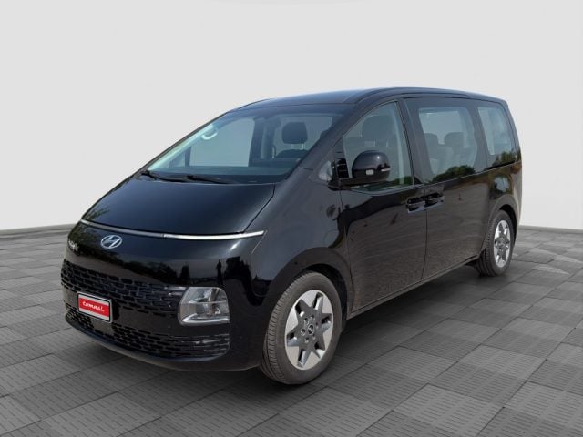 Hyundai STARIA Staria 2.2 AT 2WD 9 posti Wagon, del 2024, 76.383 km, in vendita a Roma (RM)