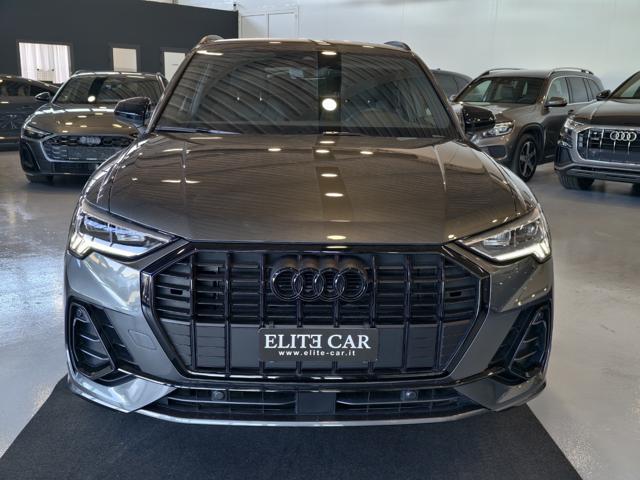 Audi Q3 35 TDI S tronic Identity Black S line - foto 3 di 4