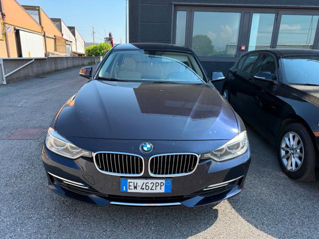 BMW 320 d Touring Luxury - foto 2 di 4