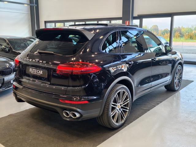 Porsche Cayenne 3.0 Diesel Platinum Edition TETTO APRIBILE - foto 4 di 4