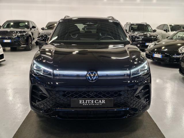 Volkswagen Tiguan 2.0 TDI 150 CV DSG R-Line - foto 2 di 4