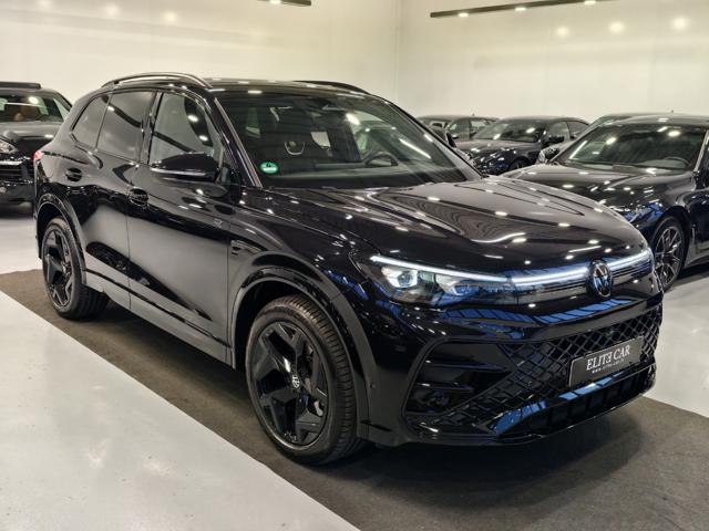 Volkswagen Tiguan 2.0 TDI 150 CV DSG R-Line - foto 3 di 4