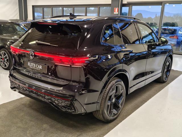 Volkswagen Tiguan 2.0 TDI 150 CV DSG R-Line - foto 4 di 4