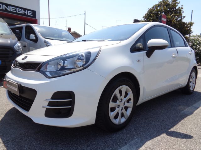 Kia Rio 1.1d 5p. PREZZO VALIDO FINO 15.08,GARANZIA - foto 4 di 4