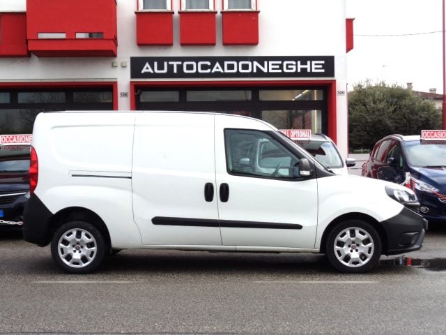 Fiat Doblo 1.6mtj MAXI 3 POSTI, km certificati FIAT, GARANZIA, del 2018, 89.000 km, in vendita a Cadoneghe (PD)