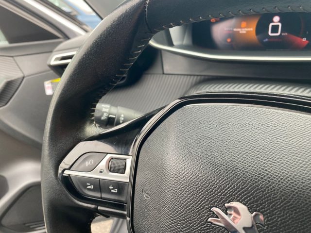 Peugeot 208 PureTech 100 Stop&Start 5 porte Allure usato a RIVIGNANO TEOR