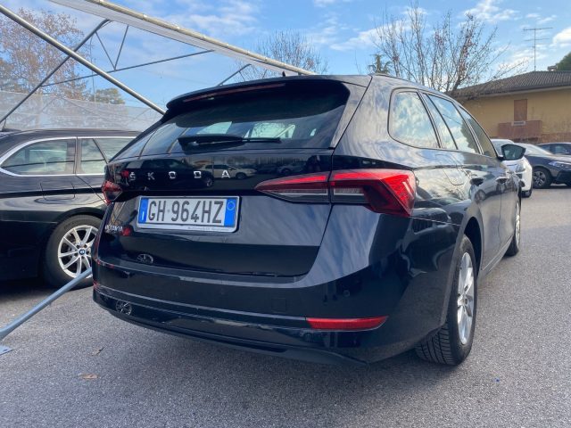 Skoda Octavia 2.0 TDI EVO SCR DSG Wagon Sportline - foto 4 di 4