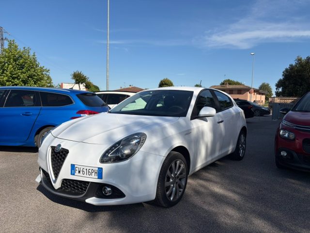 Alfa Romeo Giulietta 1.6 JTDm 120 CV Sport usato a RIVIGNANO TEOR