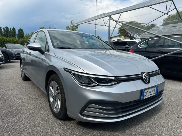 Volkswagen Golf 2.0 TDI 150 CV DSG SCR Life - foto 2 di 4