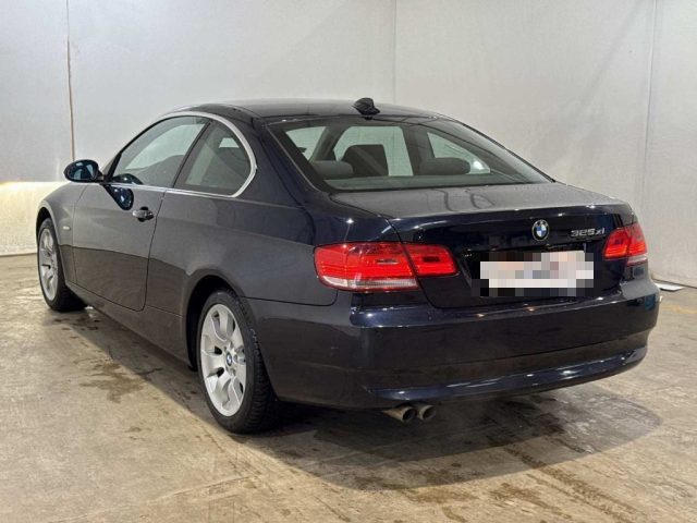 BMW 325 xi cat Coupé Attiva Automatica 4x4 - foto 2 di 4
